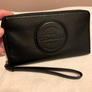 Coach Dempsey Large Phone Wallet - Excellent Condition